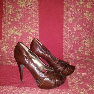Bakers Brown Leather Peep Toe Heels 8